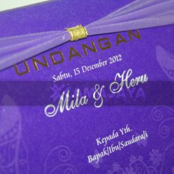 Undangan Ungu Pakai Pita