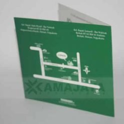 View Lain cover belakang