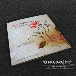 undangan pernikahan klasik