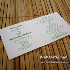 Undangan Pernikahan Warna Putih