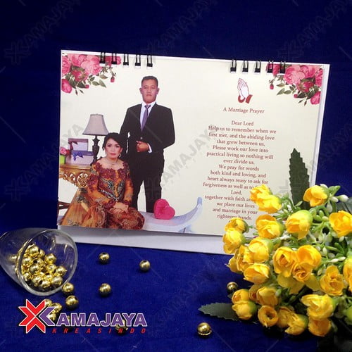 Contoh Undangan Pernikahan Simple Dan Unik